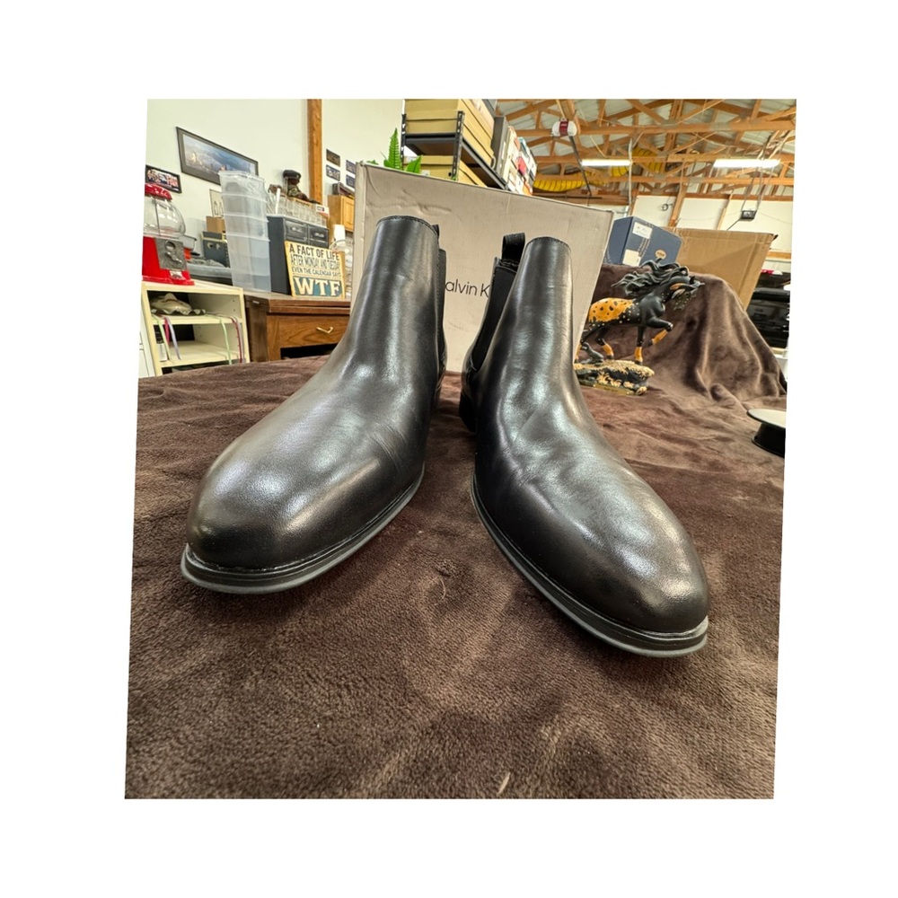 Calvin Klein Men's Black Leather Chelsea Boots size 13